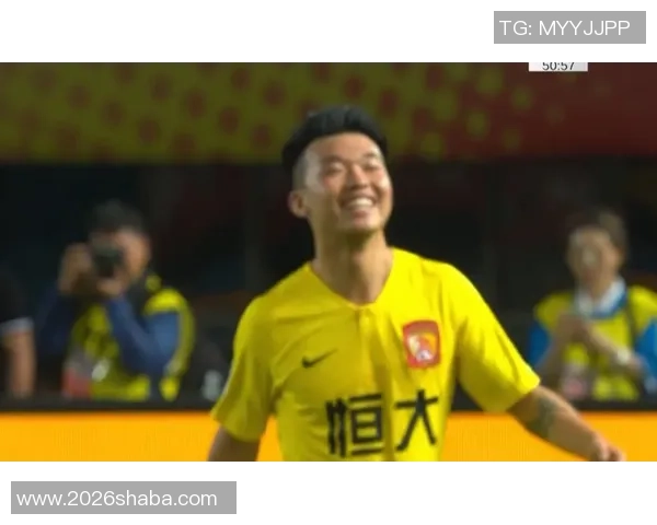 町田队长开场32秒惊天乌龙回传球直接入网引发全场哗然 町田队长开场32秒惊天乌龙回传球直接入网引发全场哗然