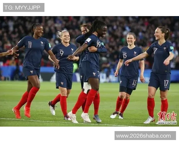 法国足协主席宣布未来四年将投资55亿欧支持业余足球和女足发展 法国足协主席宣布未来四年将投资55亿欧支持业余足球和女足发展